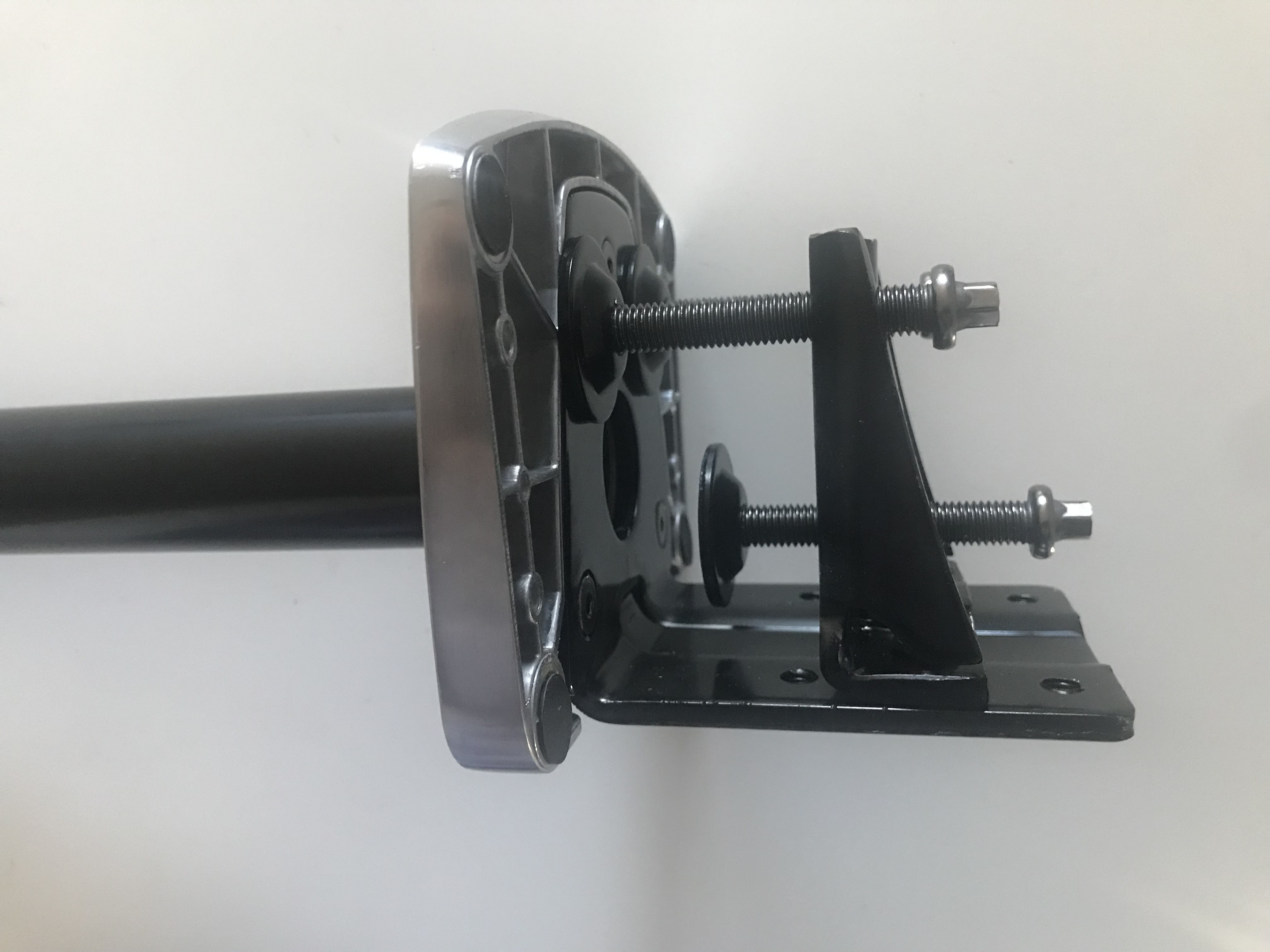 Ergotron LX HD SitzSteh Tischhalterung 46“ 13,6kg Monitorarm 45-384-026 - Bild 11 von 14